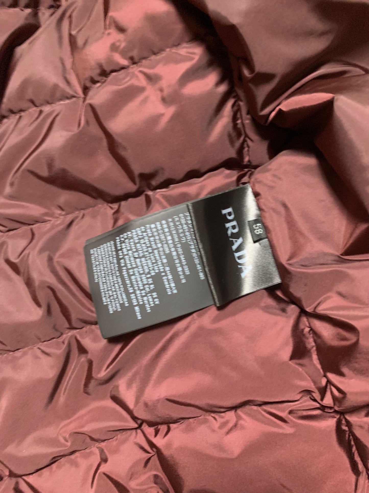 Prada puffer jacket (XL)