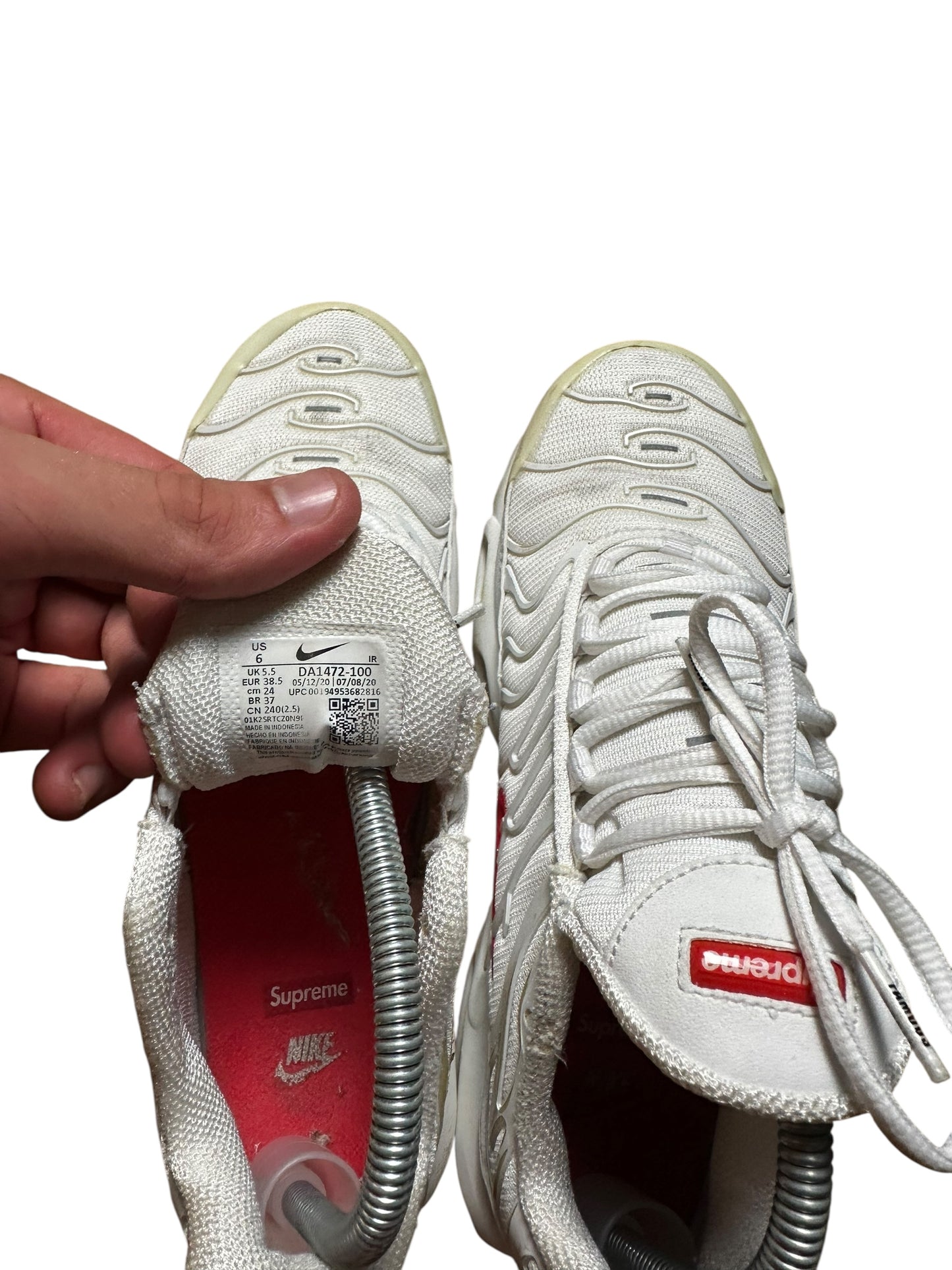 Nike Supreme TN (5.5)
