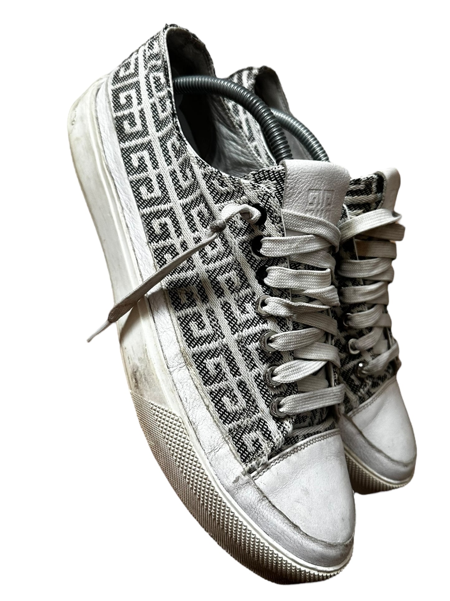 Givenchy Trainer (9.5)