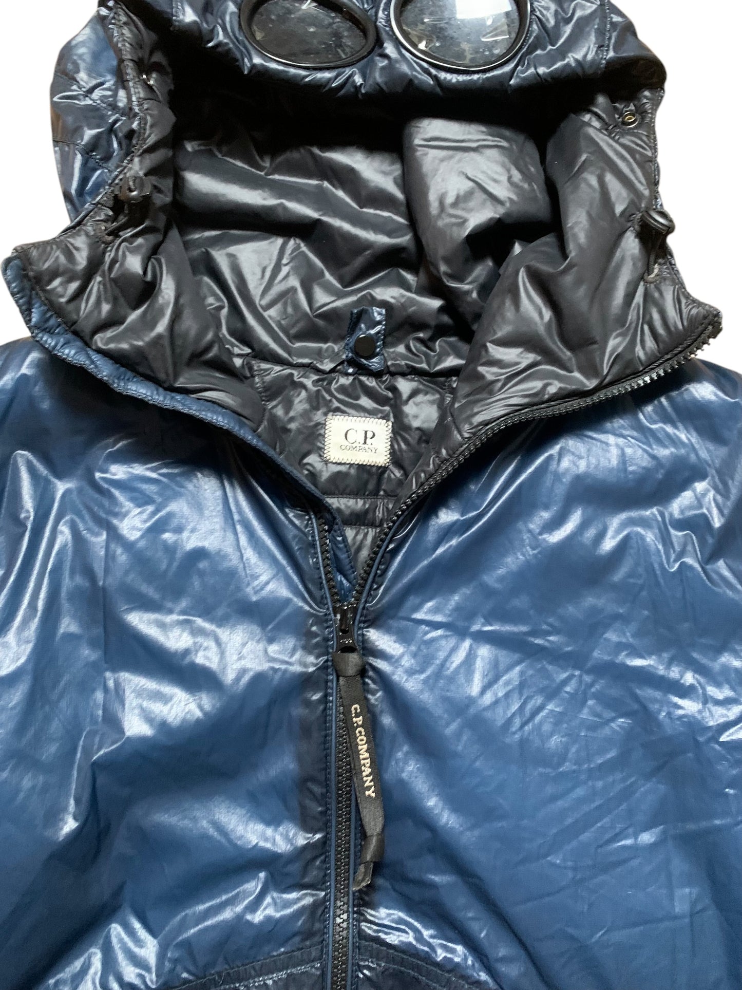CP company primaloft outline puffer jacket (XL)