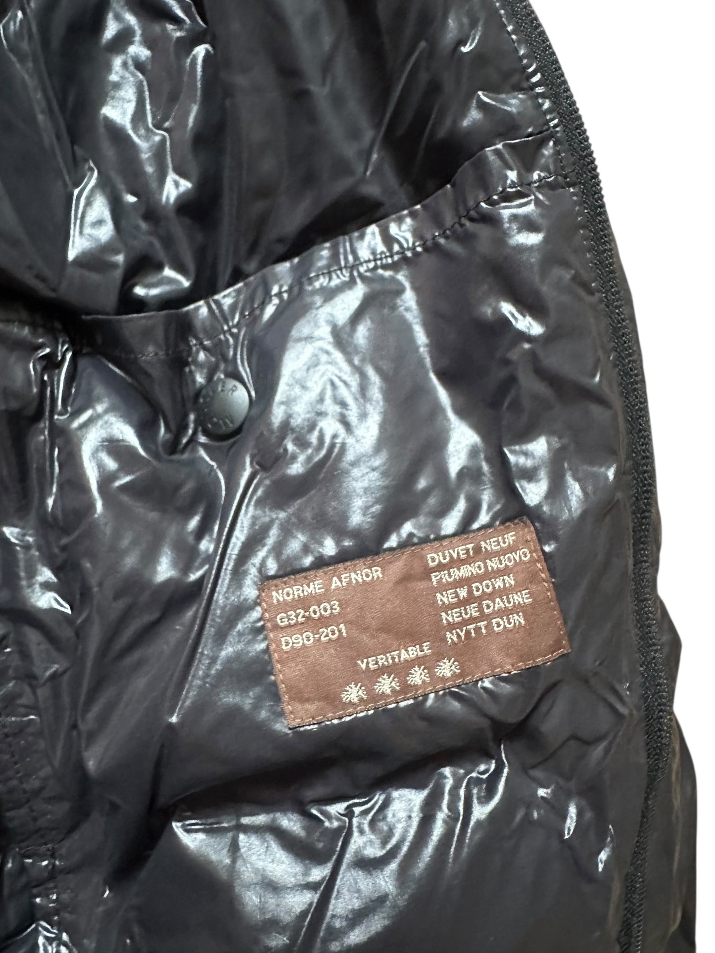 Moncler Puffer Jacket (M)