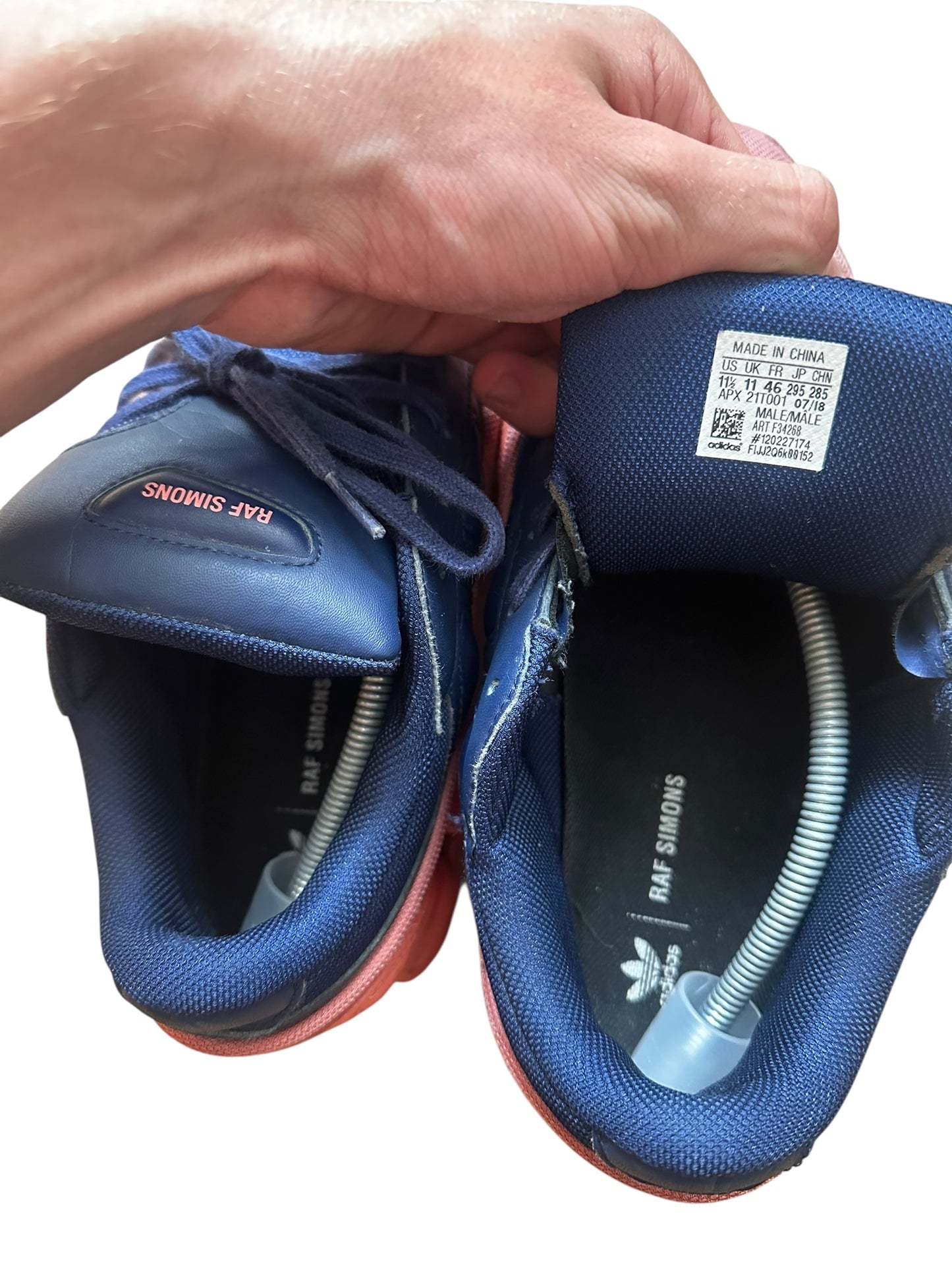 Raf Simons Adidas Ozweego (11)