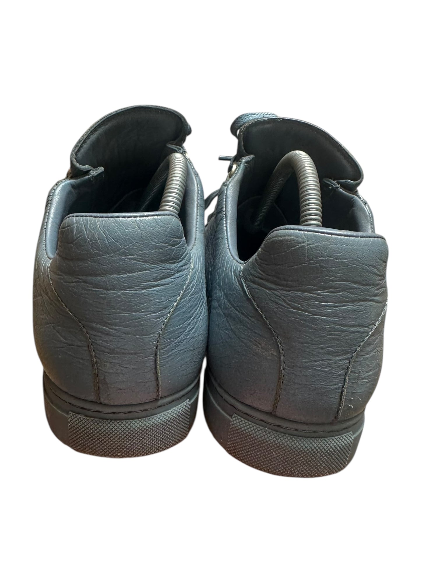 Balenciaga Arena (6.5)