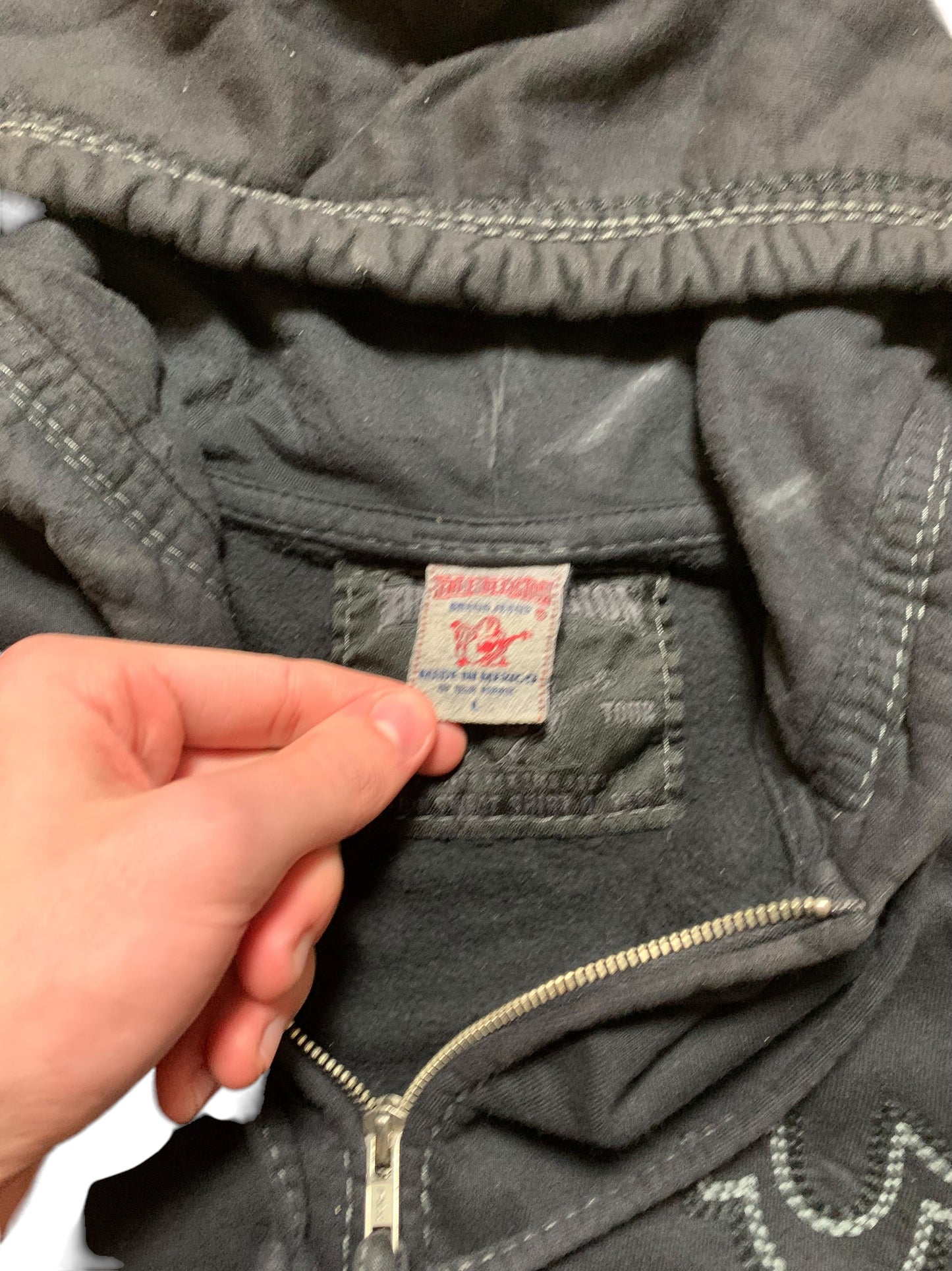 True religion big stitch zip up hoodie (L)
