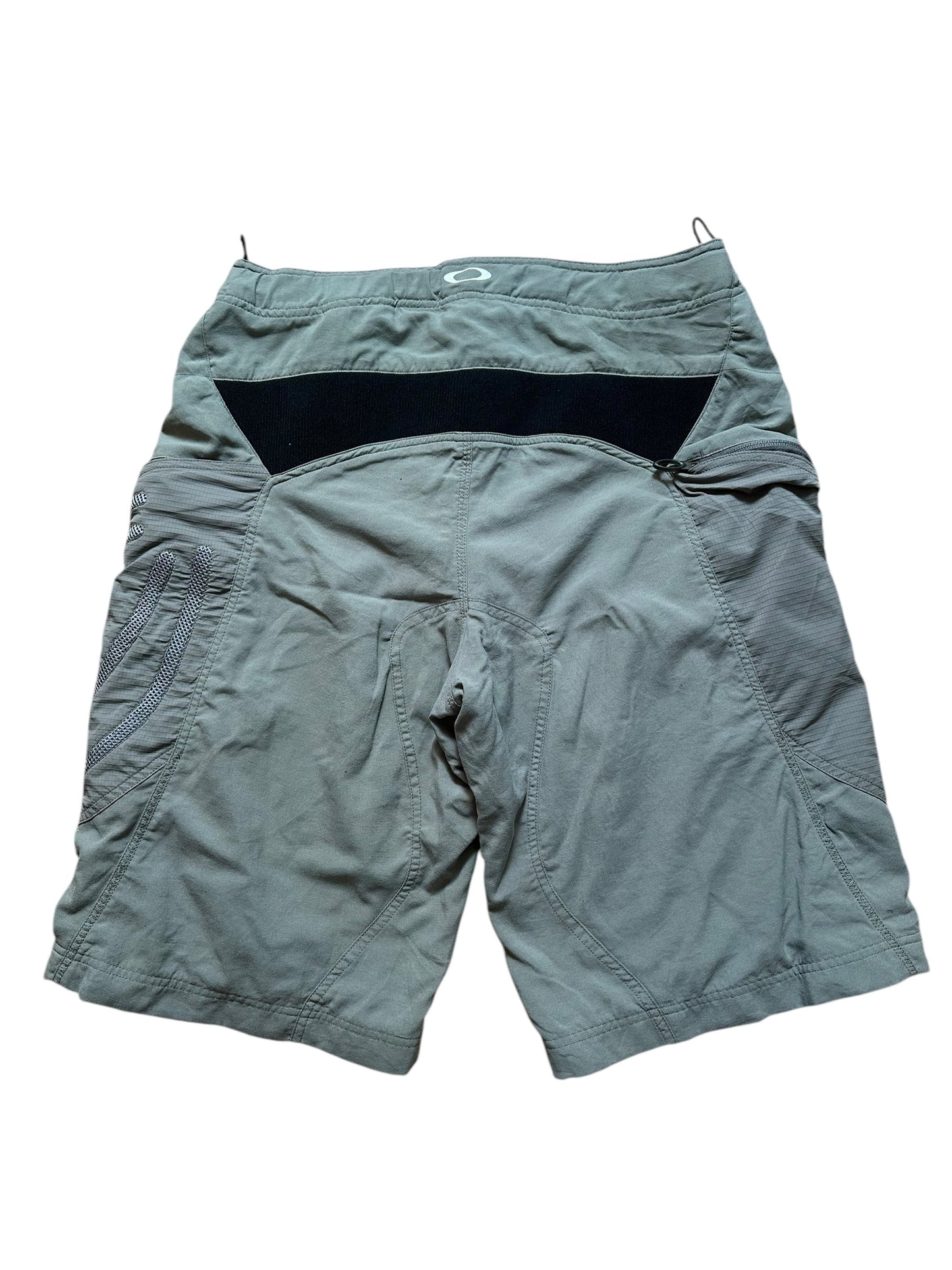 Oakley Shorts (L)