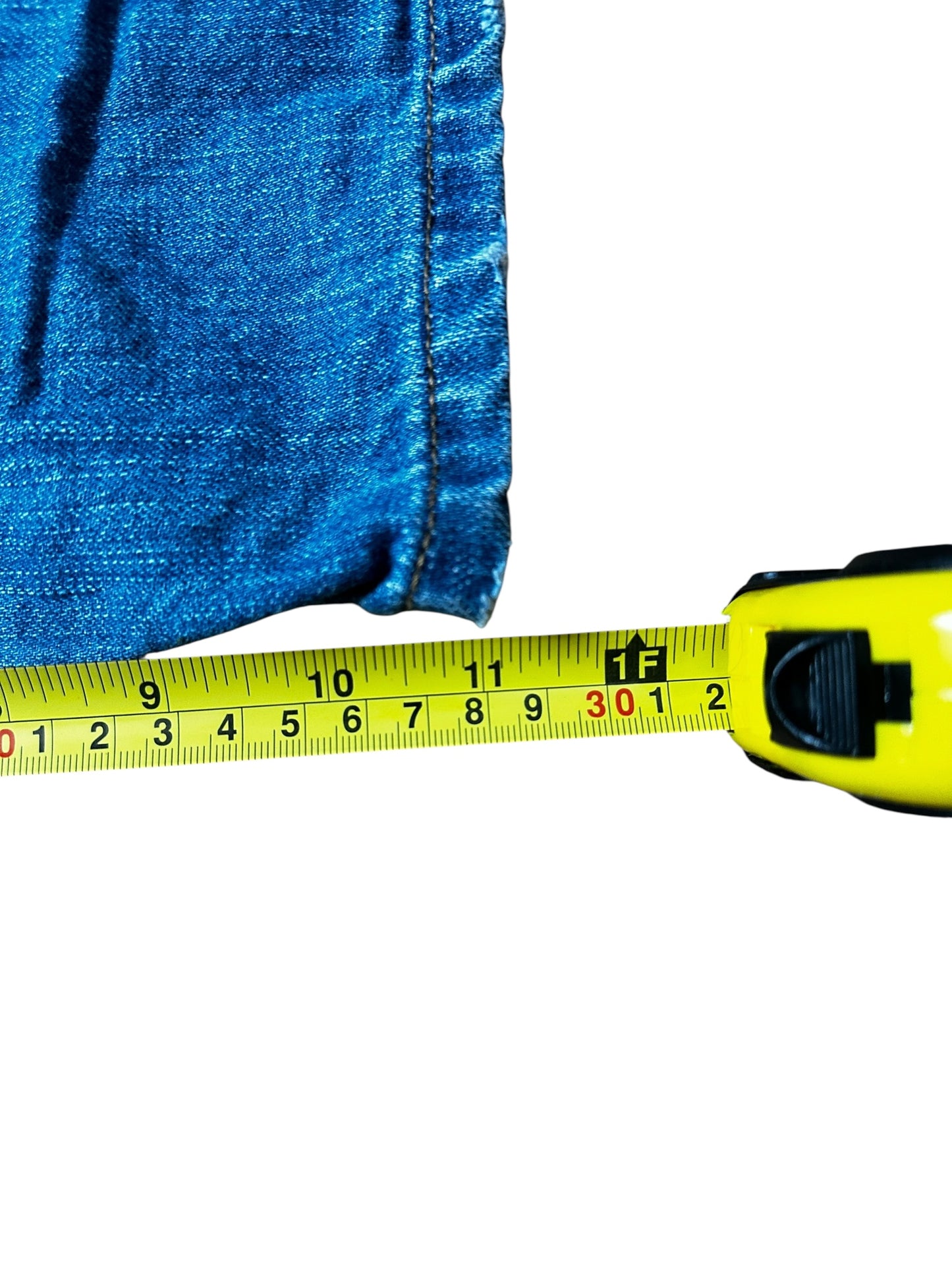 Karikuri Embroided Jorts (M)