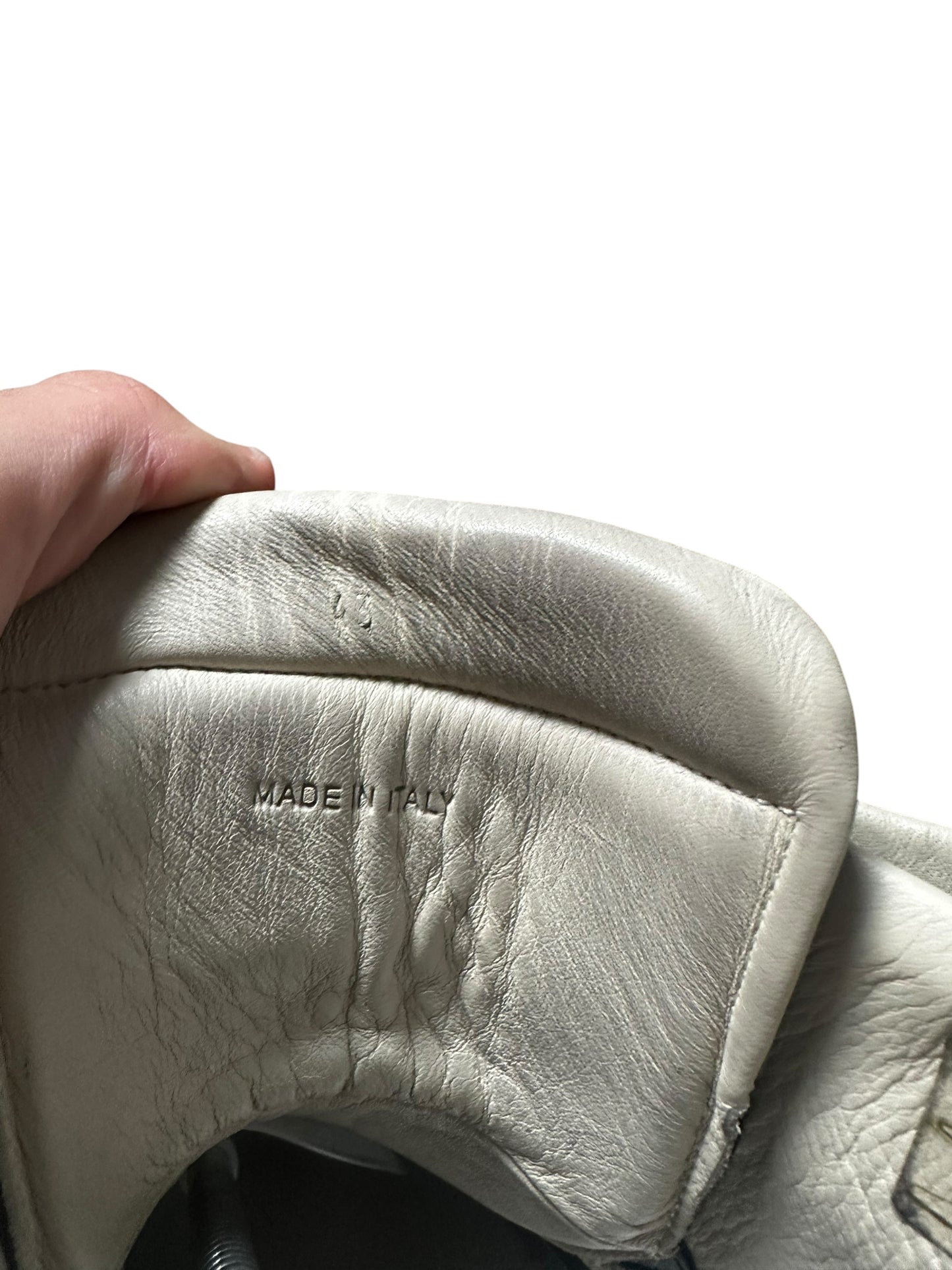 Maison Margiela Futures (9)