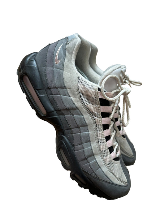 Nike 95s ‘Pink Foams’ (12)