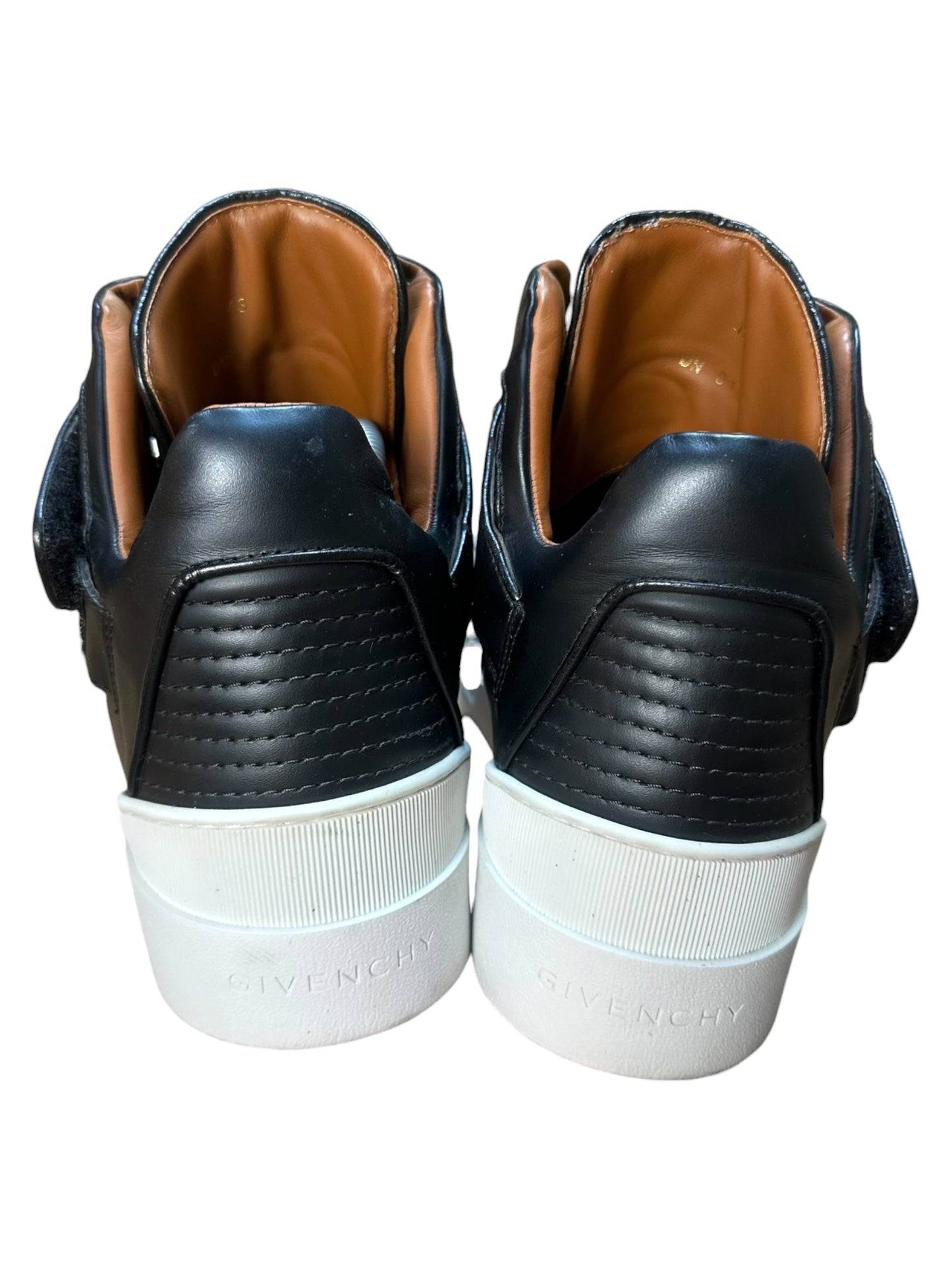 Givenchy Tyson (9)