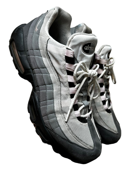 Nike 95s ‘Pink Foams’ (10)