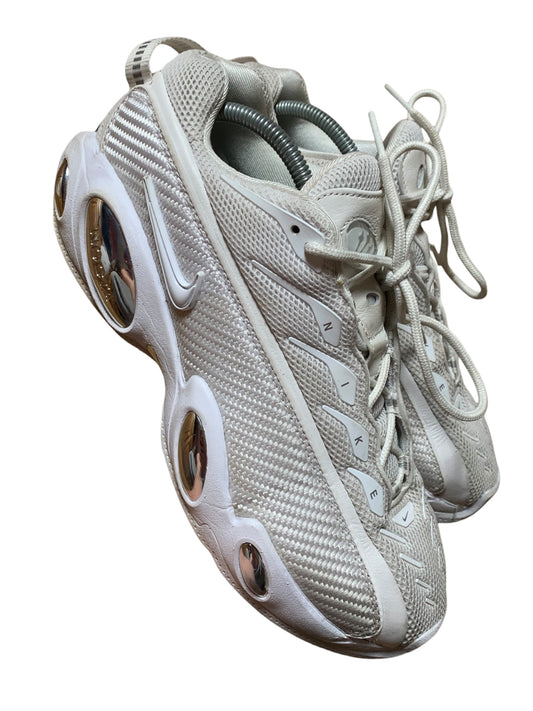 Nocta glides (9.5)