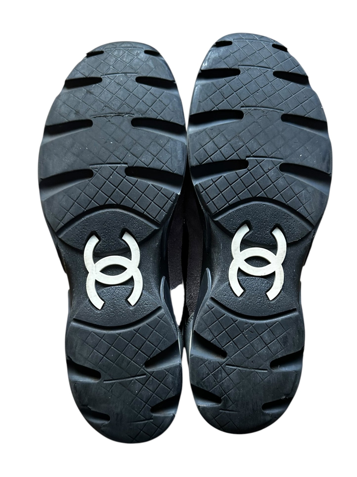 Chanel Runner (6)