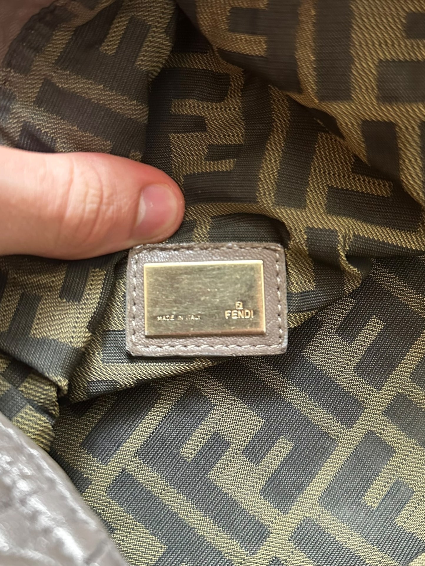 Fendi Spy Handbag (OS)