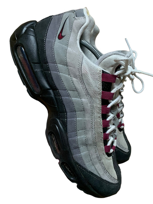 Nike air max 95s ‘beetroot’ (10)