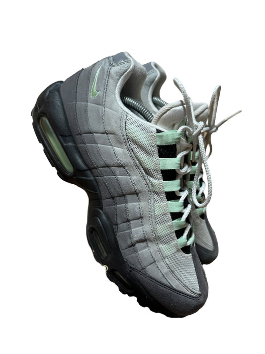 Nike air max 95s ‘Fresh Mint’ (9)