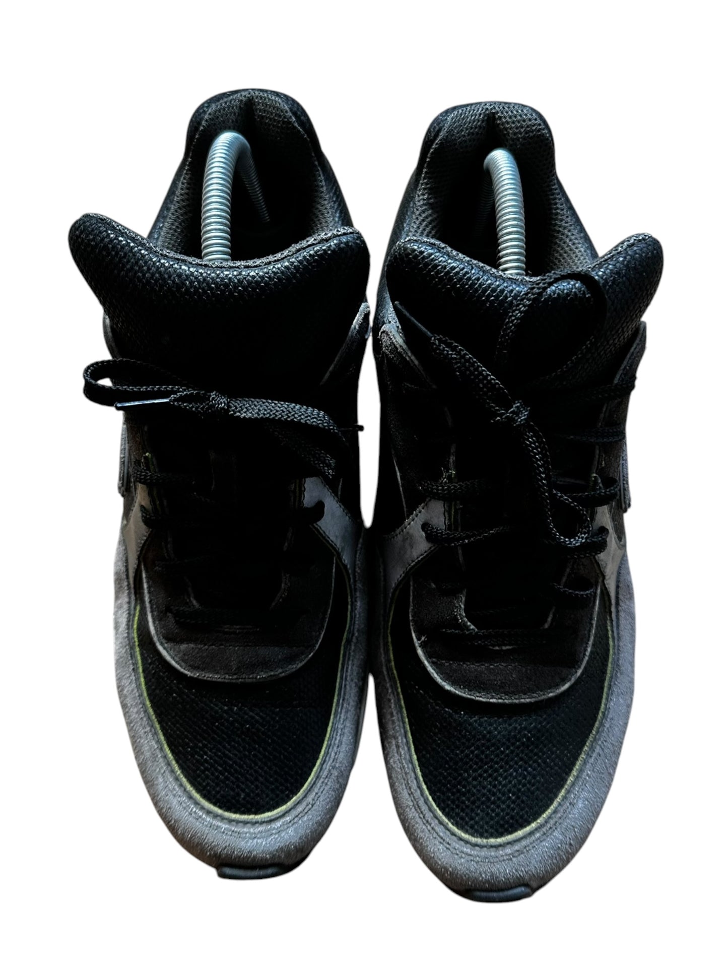 Chanel Runner (6)