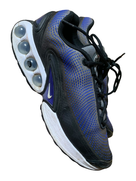 Nike air max dn (8.5)