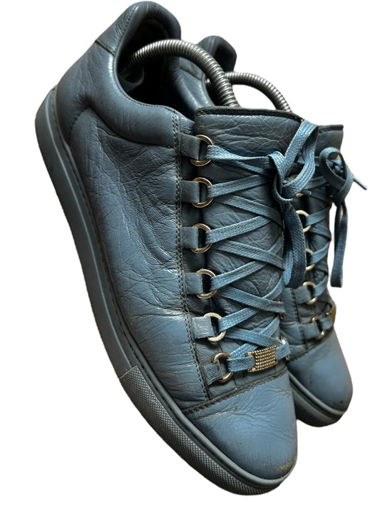 Balenciaga Arena (6.5)