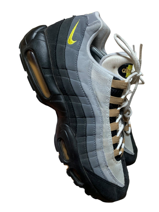 Nike air max 95s ‘yellow strike’ (10)