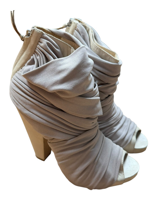 Givenchy Heels (4)