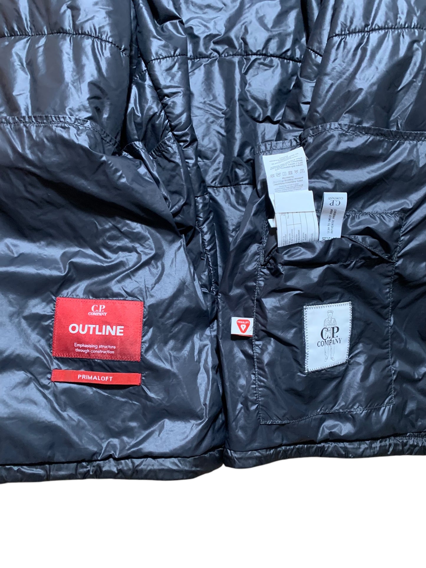 CP Company primaloft outline puffer jacket (M)
