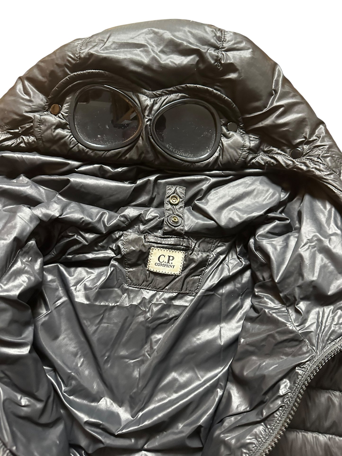 CP Company Puffer Jacket (L)