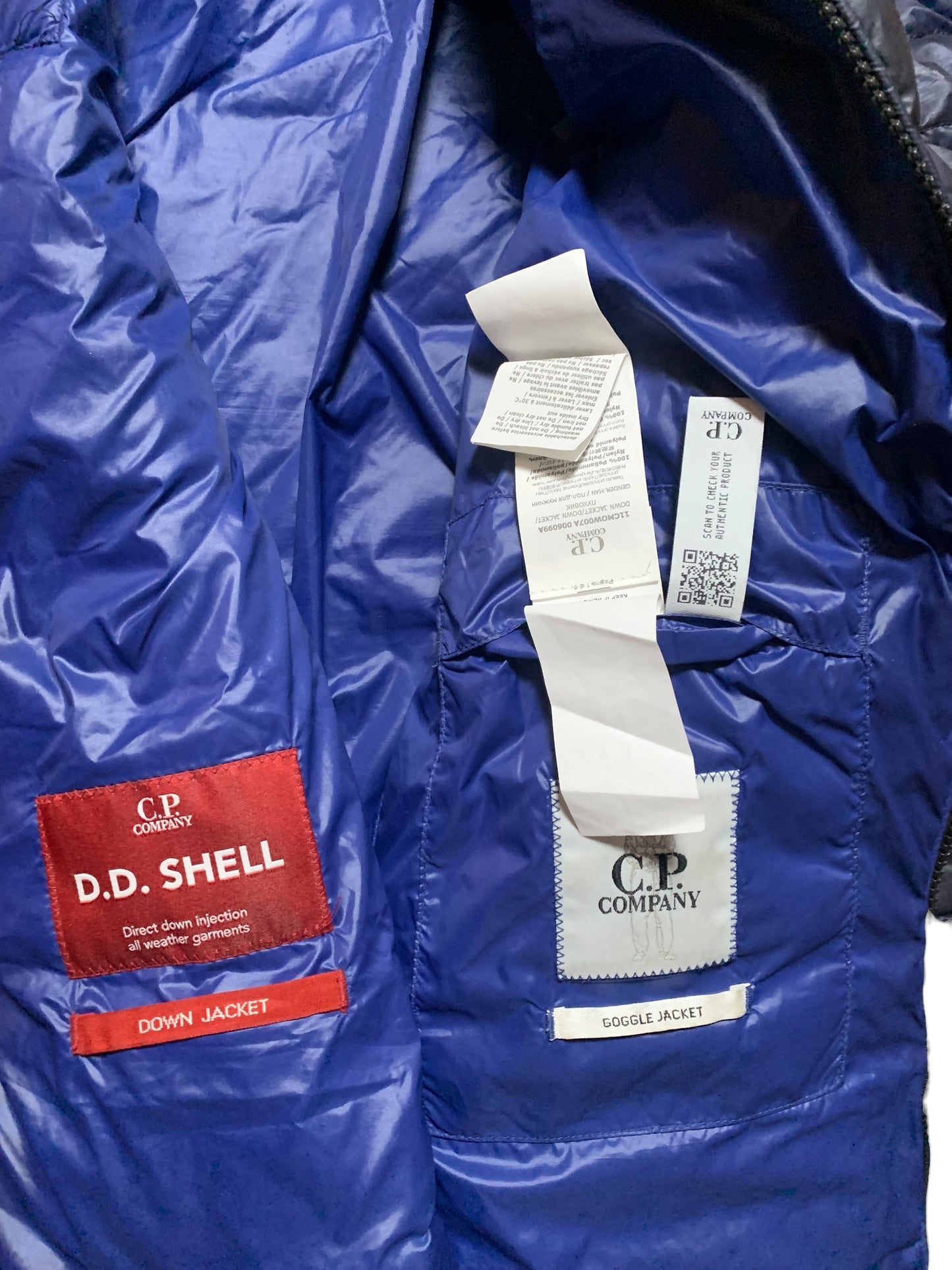CP Company dd shell puffer jacket (M)