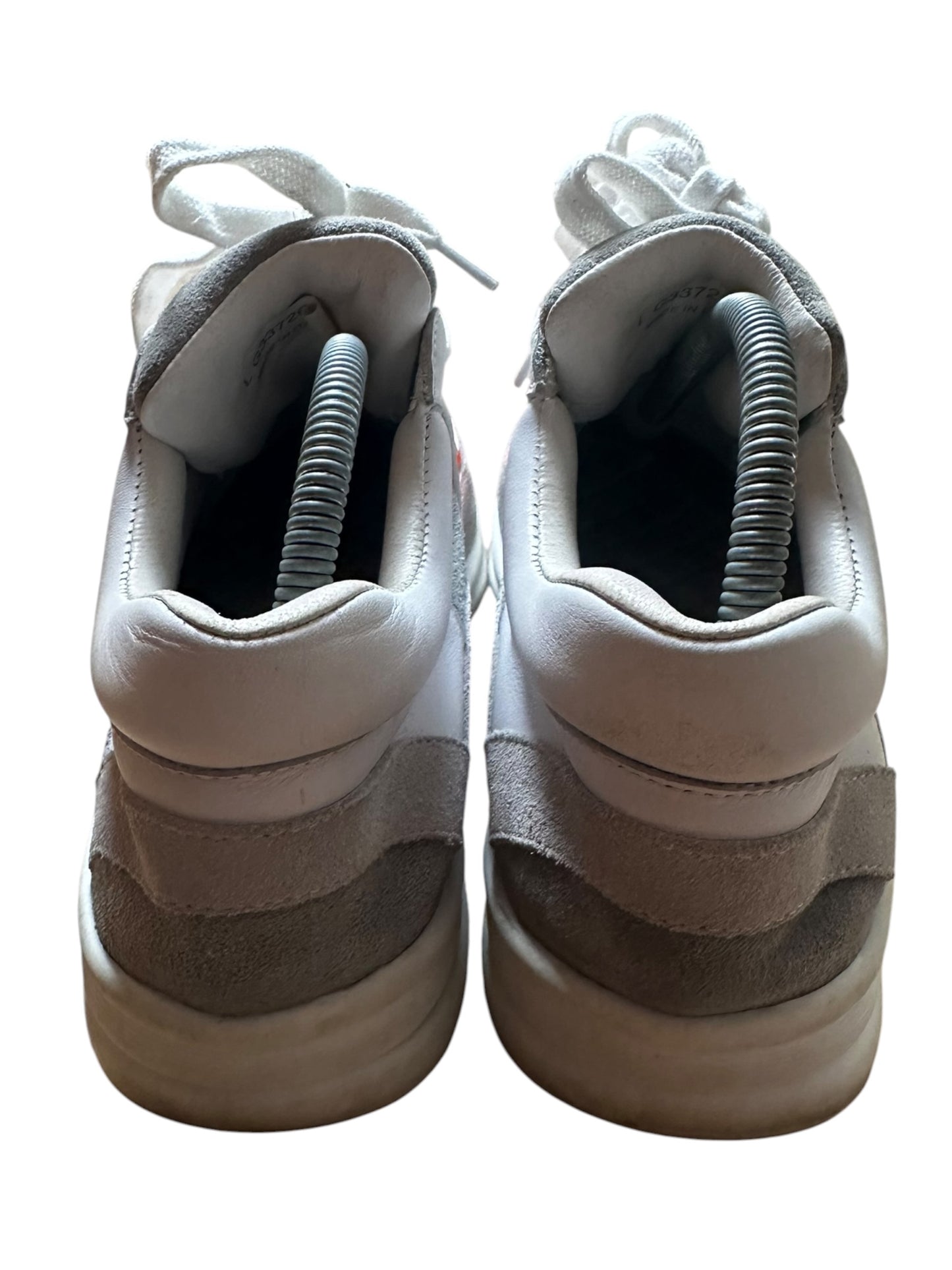 Chanel Runner (6)