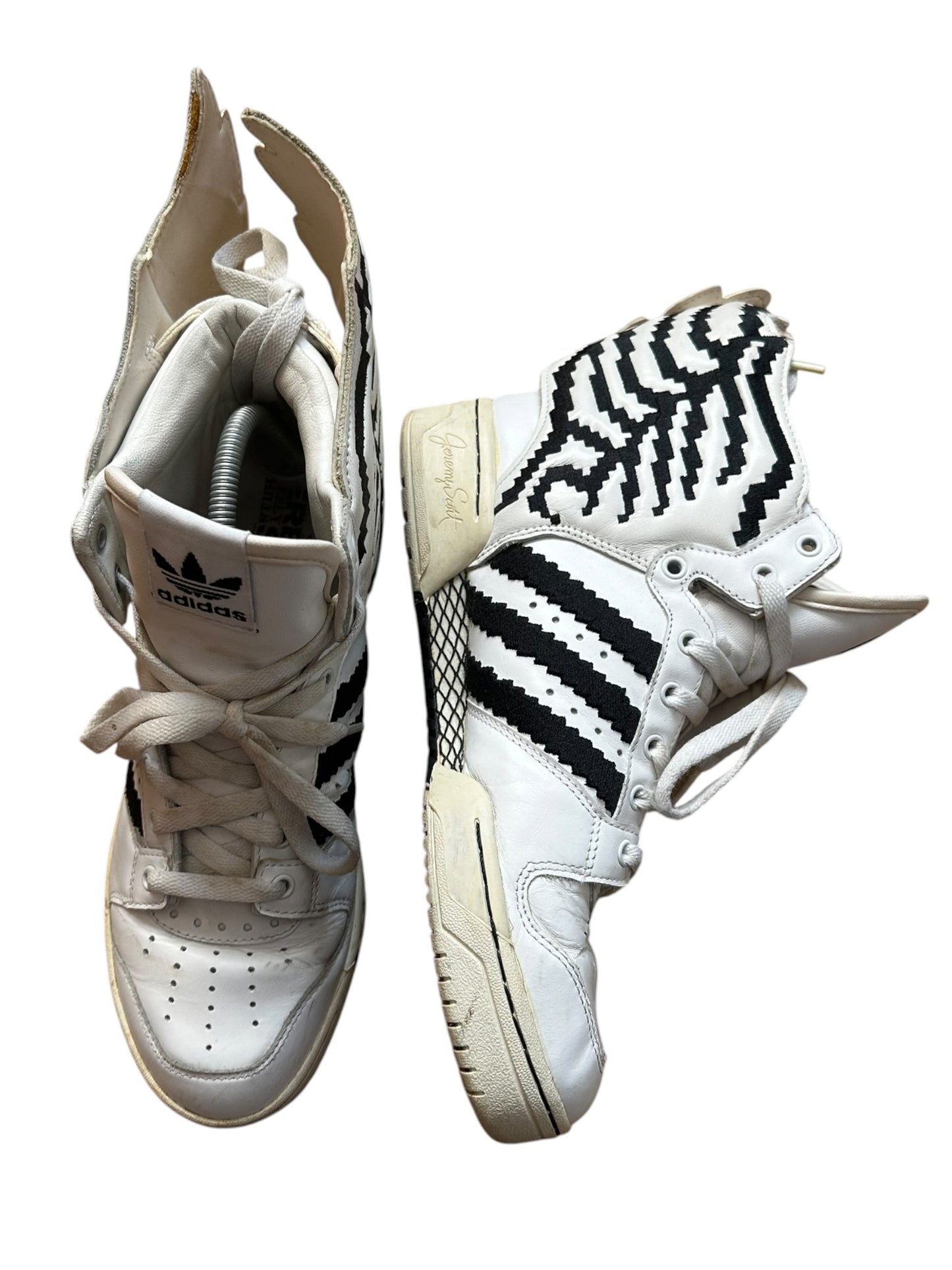 Adidas Jeremy Scott Wings (7.5)