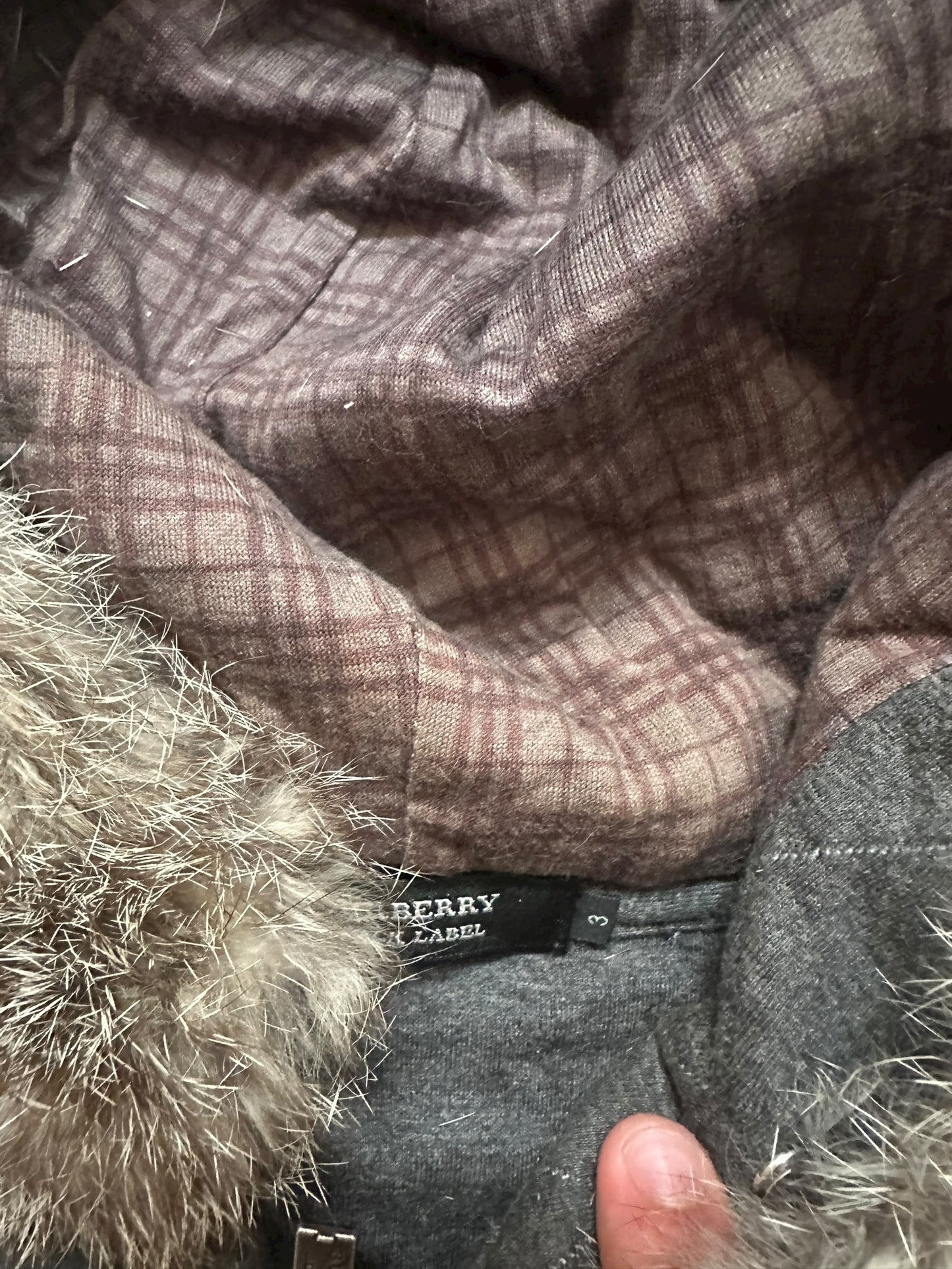 Burberry Fur Hoodie (M)