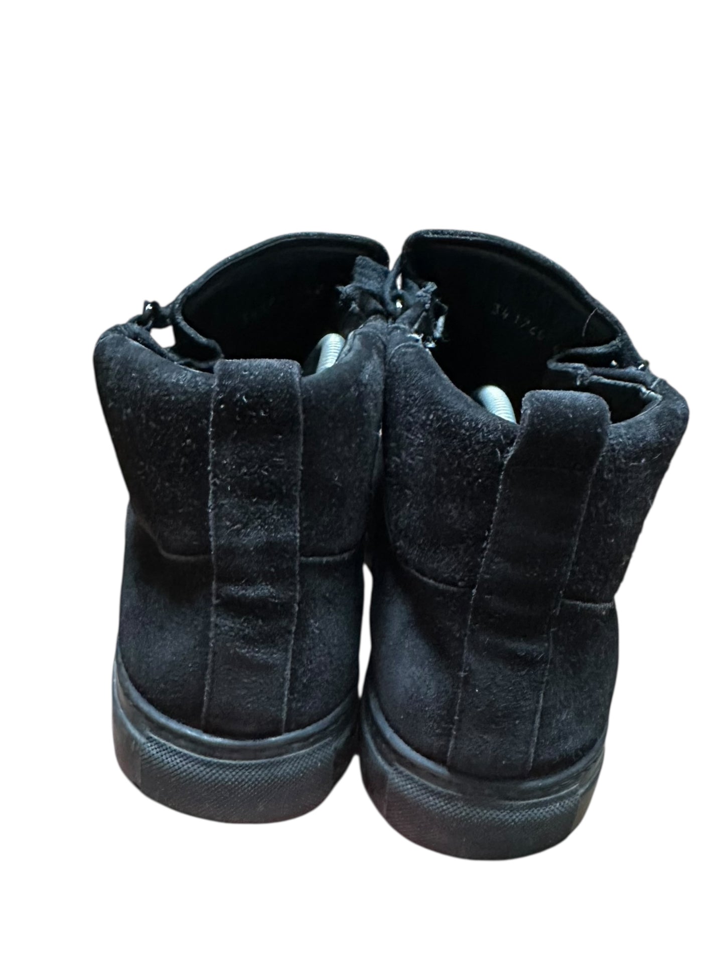 Balenciaga Arena (8)