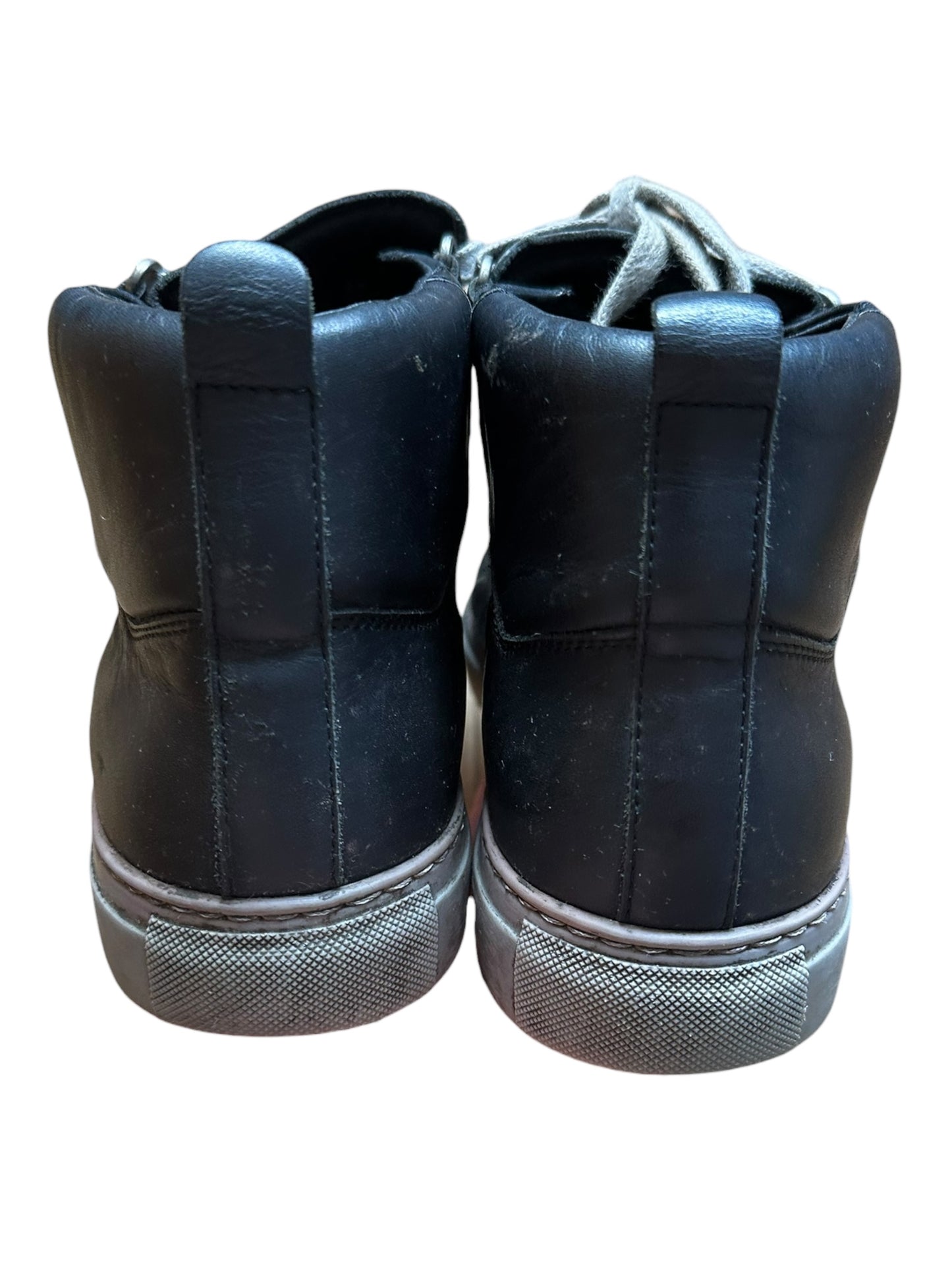 Balenciaga Arena (10)